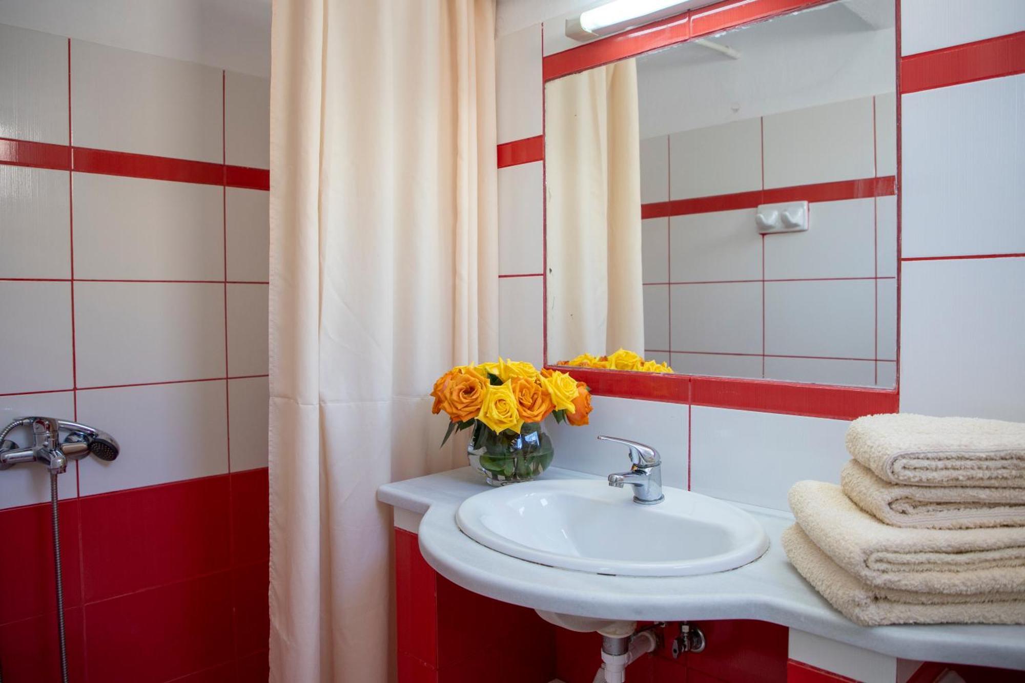 Stefanie Studios Aegina Dış mekan fotoğraf